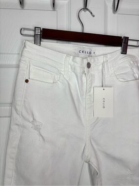 CELLO White High-Rise Women's Jeans with Subtle Distress
